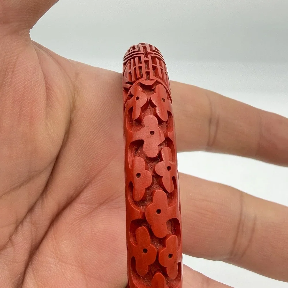 Vtg Chinese Cinnabar Carved‎ Bangle Bracelet Red Lacquer Deeply Carved Intricate